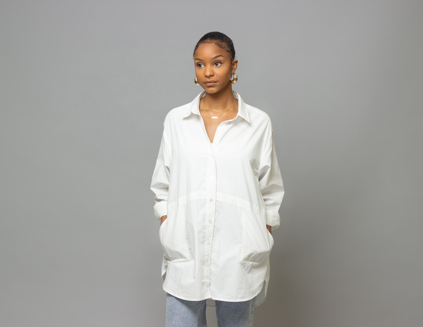 Dari White Button Down