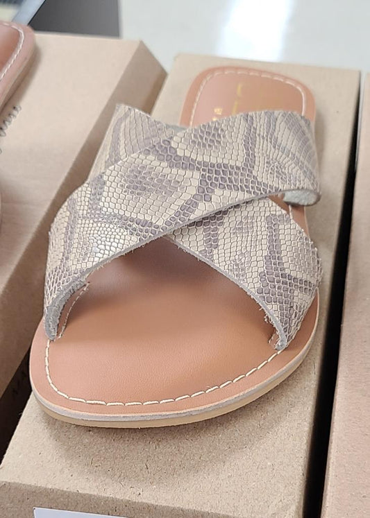 Pebble Matisse Slides